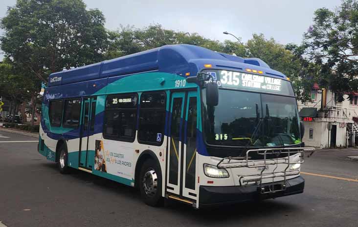 NCTD Breeze New Flyer Xcelsior XN35 1910